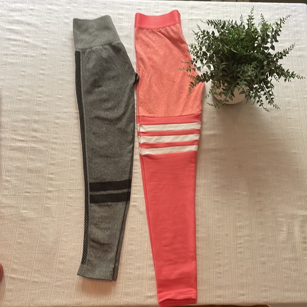Bombshell grey Leggings XS no flaws